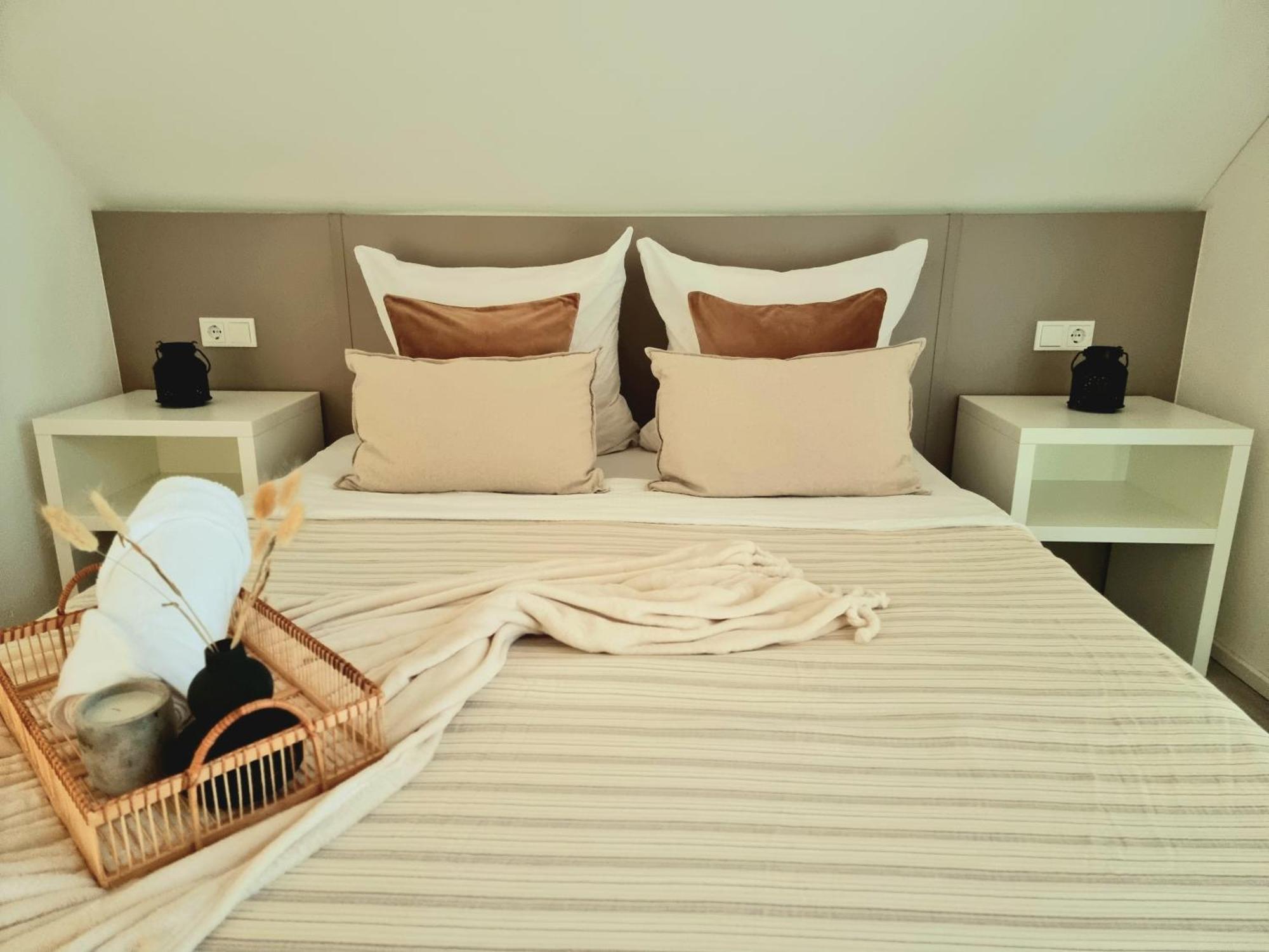 Homestay-Stylish, Zentral- Loft Apartment-Parking Ingolstadt Zewnętrze zdjęcie